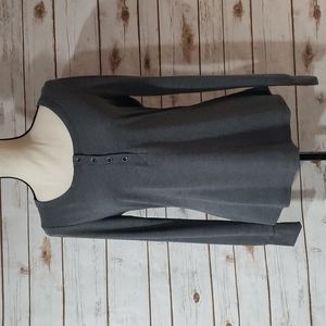 Urban Daizy Henley - Size Large ⭐️NWT⭐️